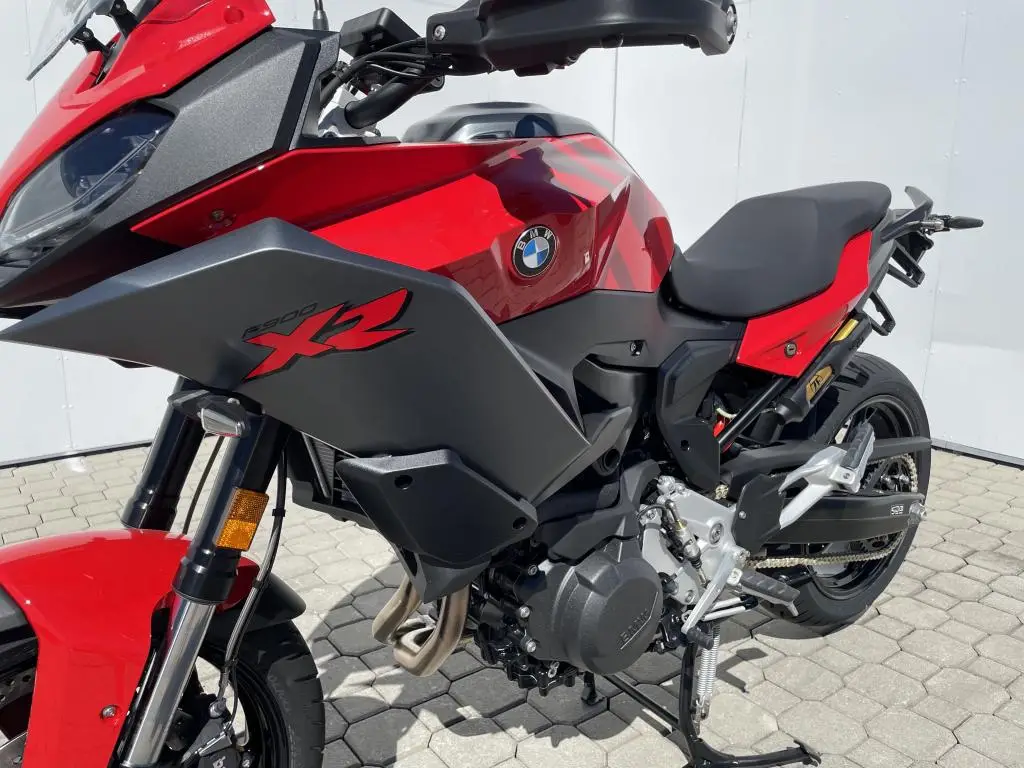 BMW Motorrad F 900 XR  / 77kW