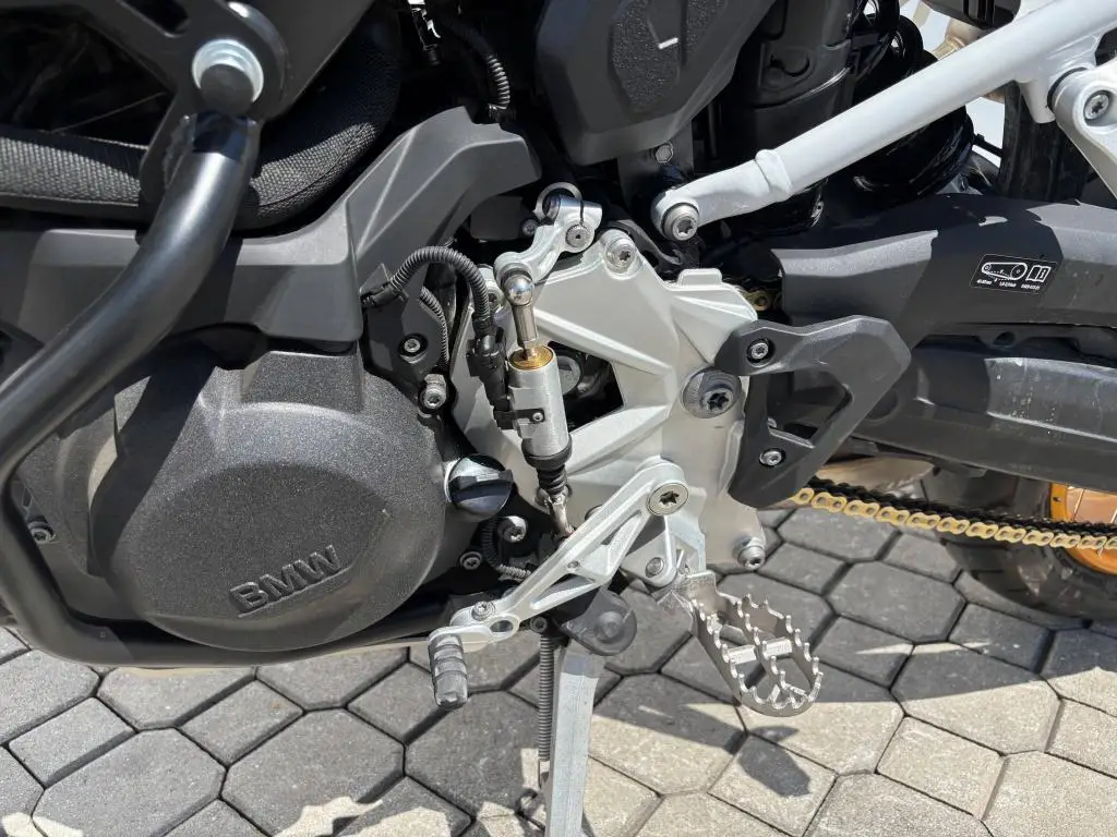 BMW Motorrad F900GS  / 77kW