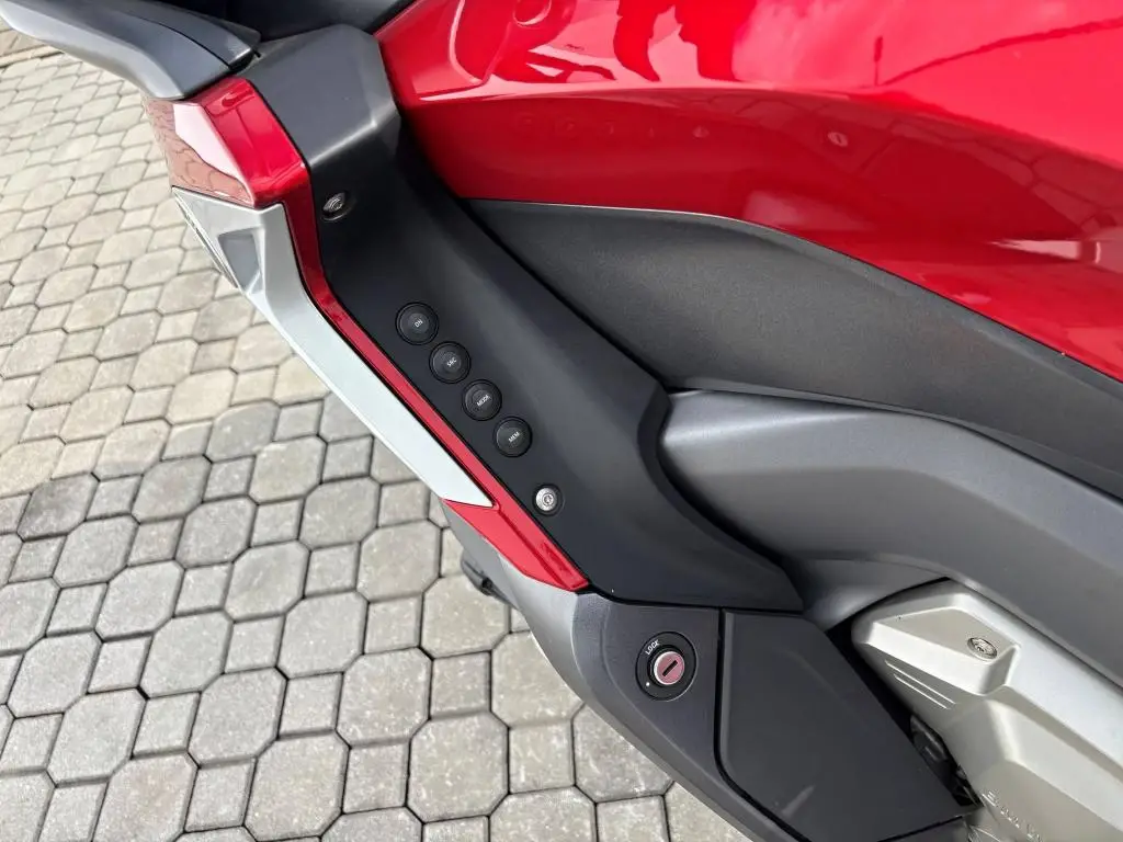 BMW Motorrad K 1600 GT  / 118kW