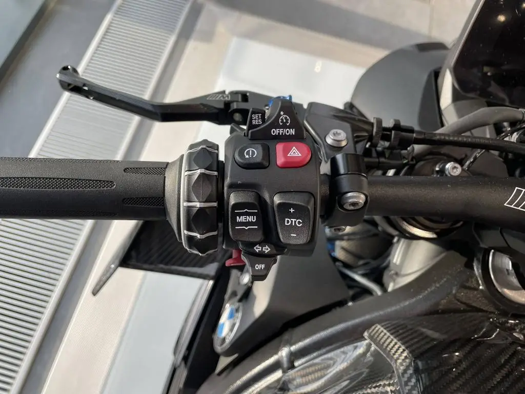 BMW Motorrad M 1000 R  / 154kW