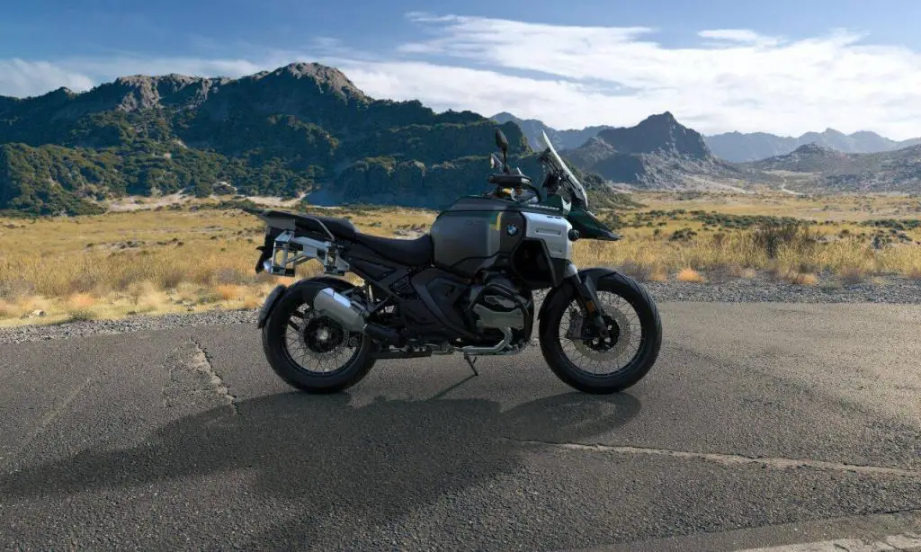 BMW Motorrad R 1300 GS ADVENTURE  / 107kW