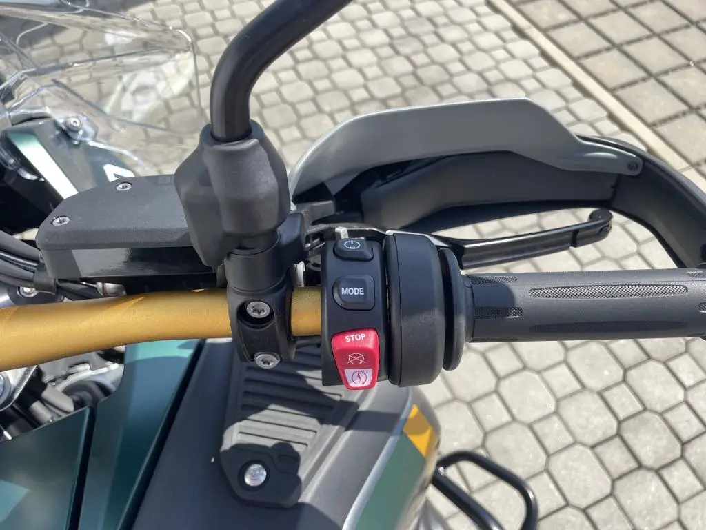 BMW Motorrad R 1300 GS ADVENTURE  / 107kW