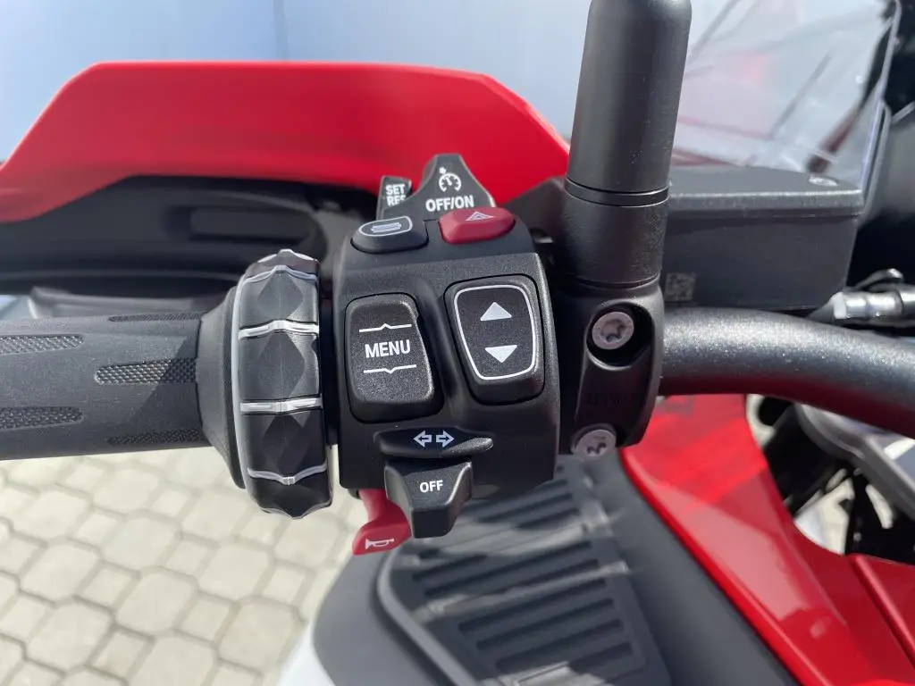 BMW Motorrad R 1300 GS ADVENTURE  / 107kW