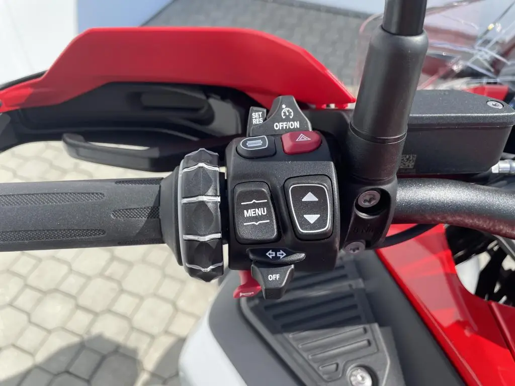 BMW Motorrad R 1300 GS ADVENTURE  / 107kW