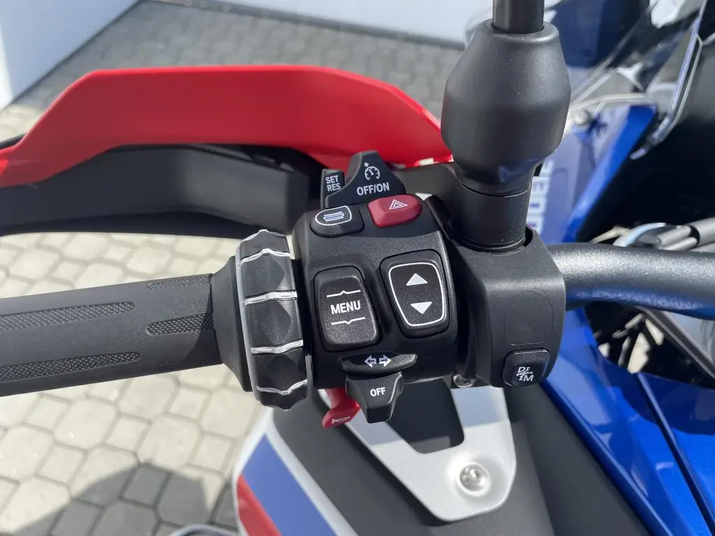 BMW Motorrad R 1300 GS ADVENTURE  / 107kW