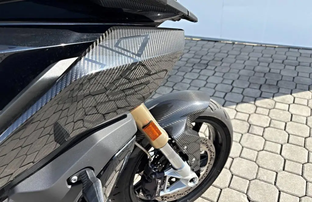 BMW Motorrad S 1000 XR  / 121kW