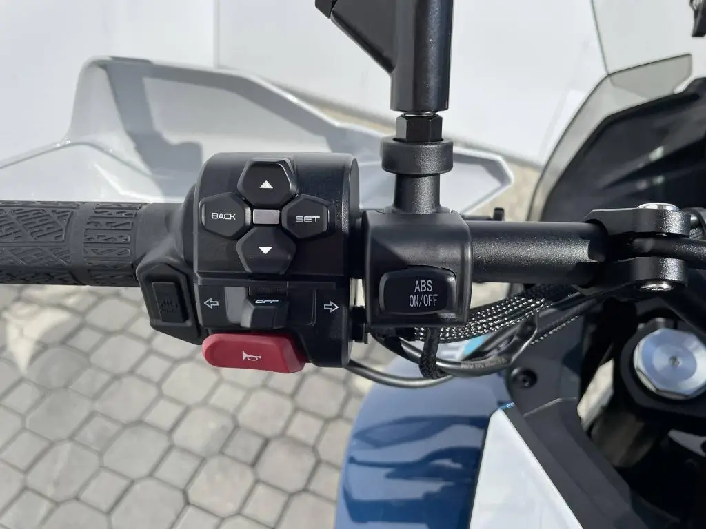 CFMOTO 700MT Adventure  / 50kW