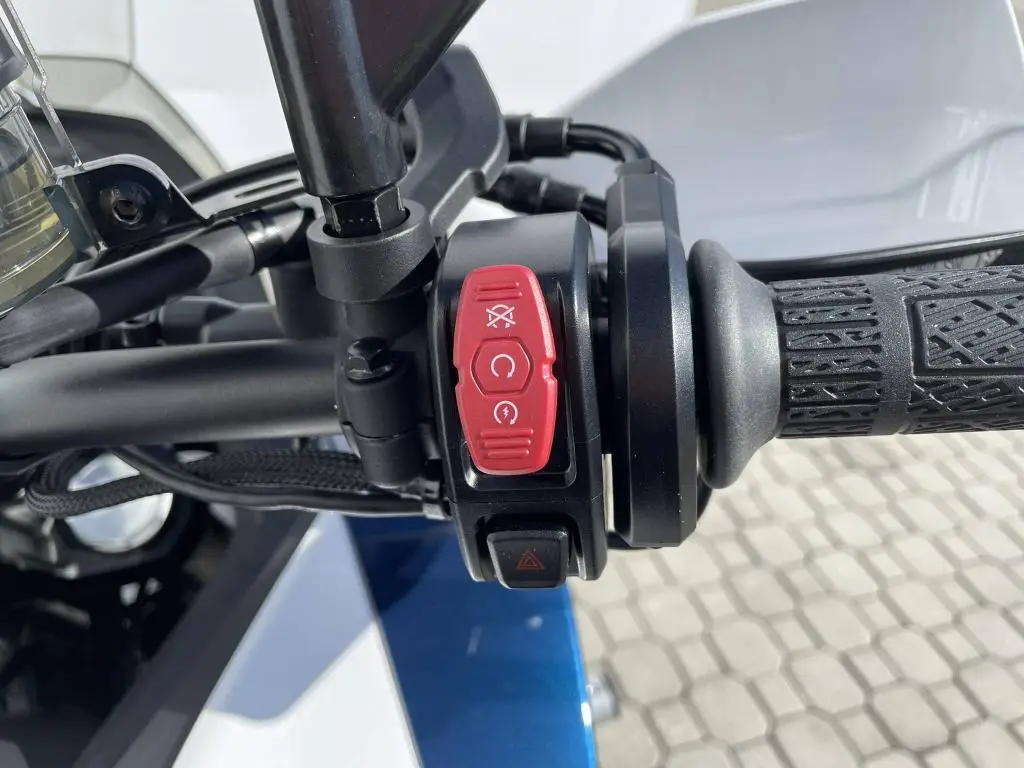 CFMOTO 700MT Adventure  / 50kW