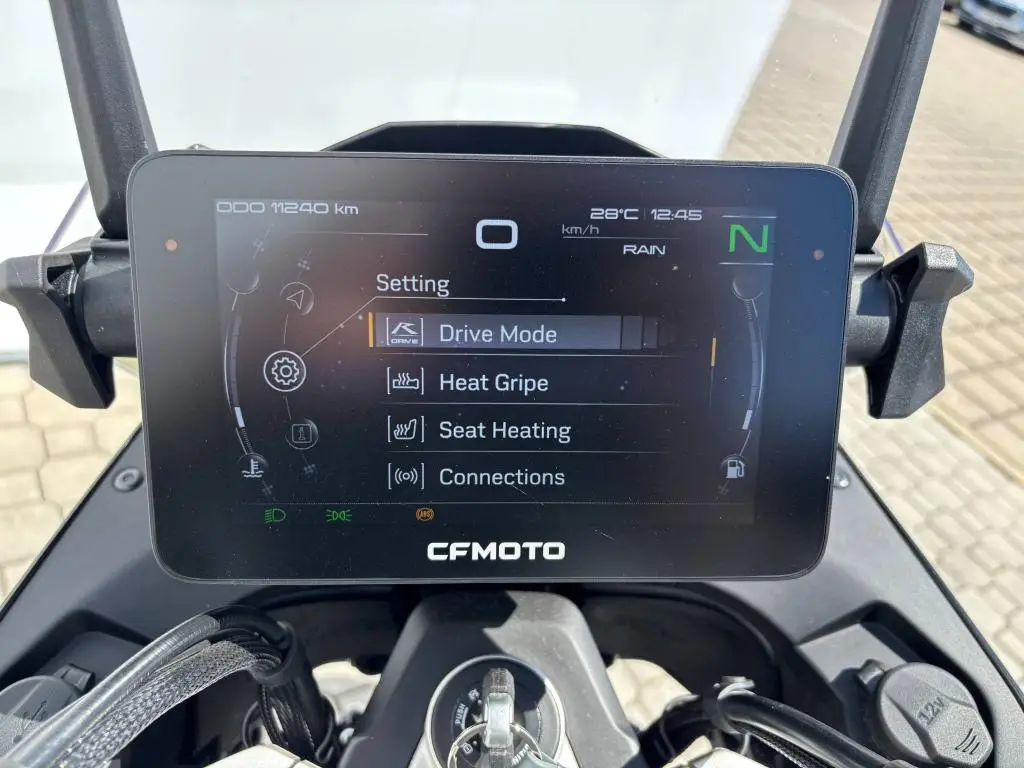 CFMOTO 800MT Explore  / 67kW