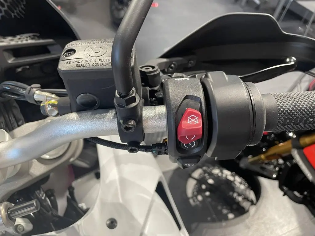 DUCATI DesertX EU5  / 81kW