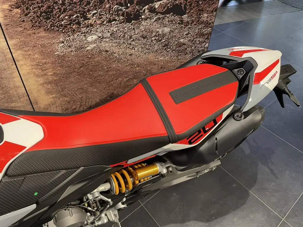 DUCATI Hypermotard V2 SP EU5+  / 88kW