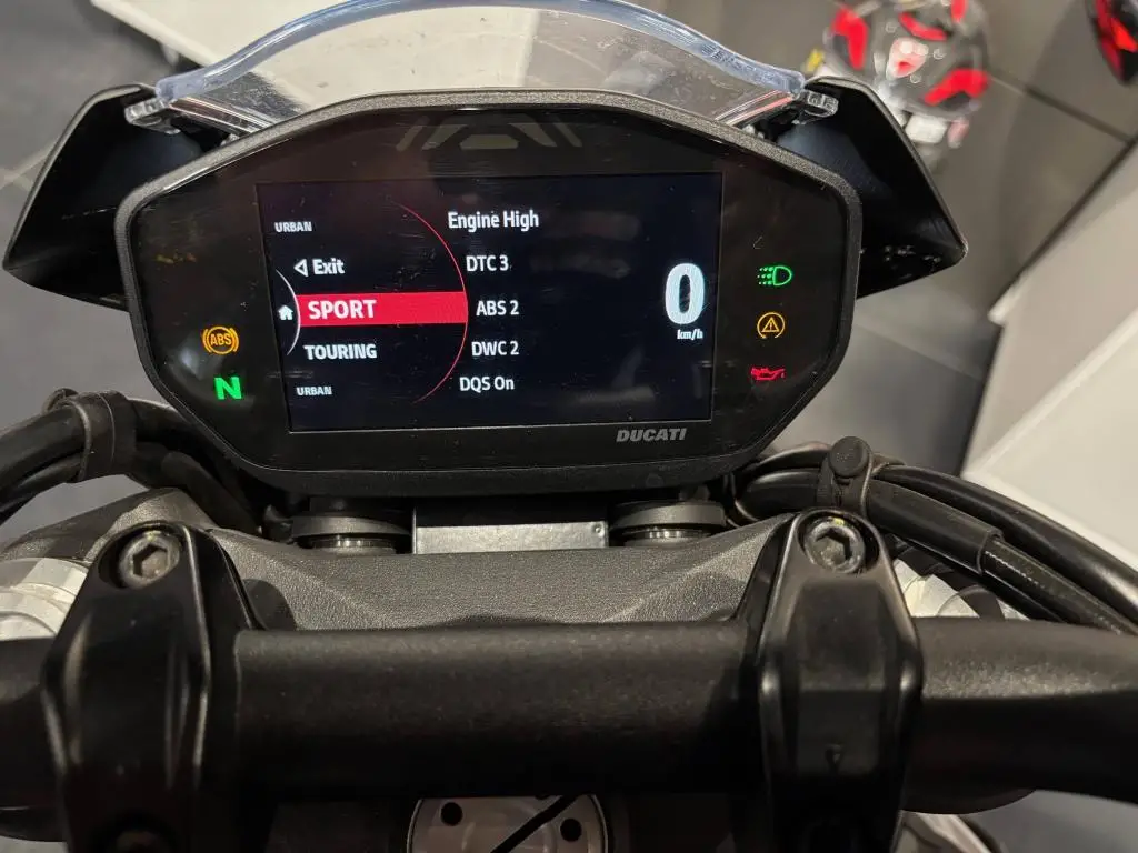 DUCATI Monster+  / 82kW