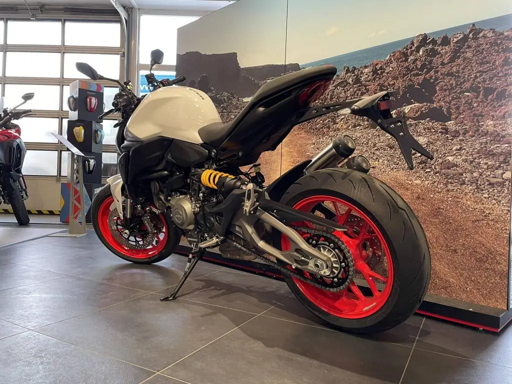 DUCATI Monster EU5+  / 82kW
