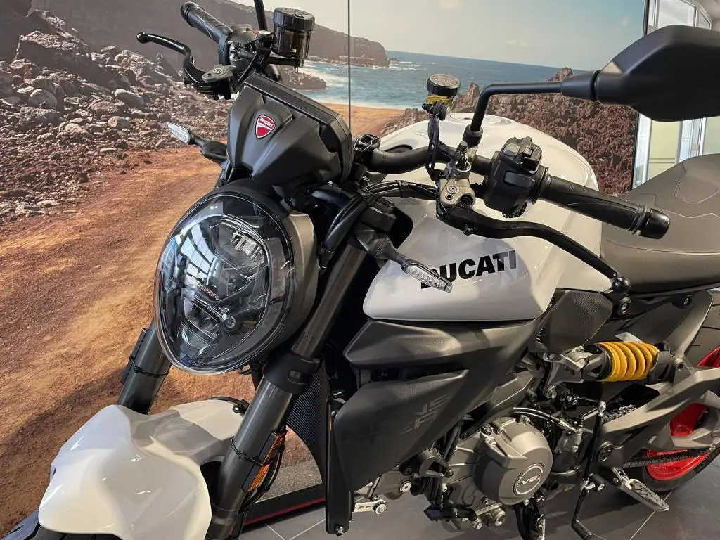 DUCATI Monster EU5+  / 82kW