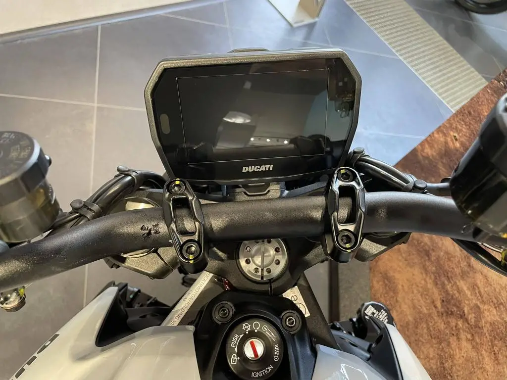 DUCATI Monster EU5+  / 82kW