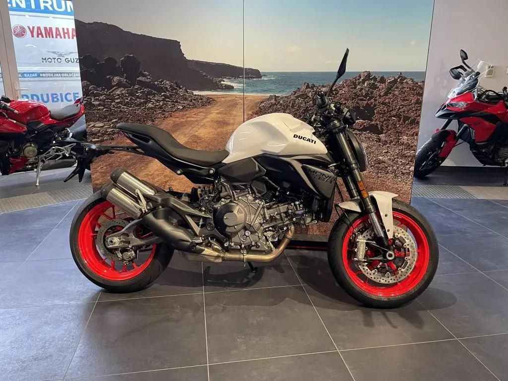 DUCATI Monster EU5+  / 82kW