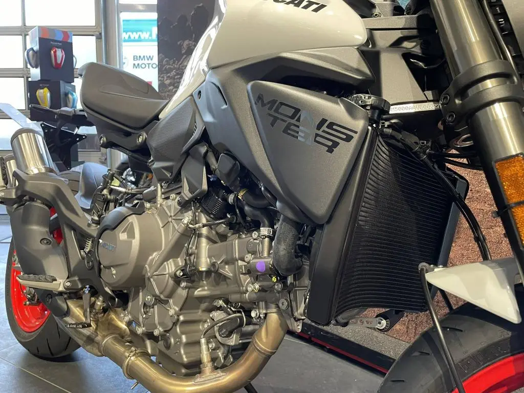DUCATI Monster EU5+  / 82kW
