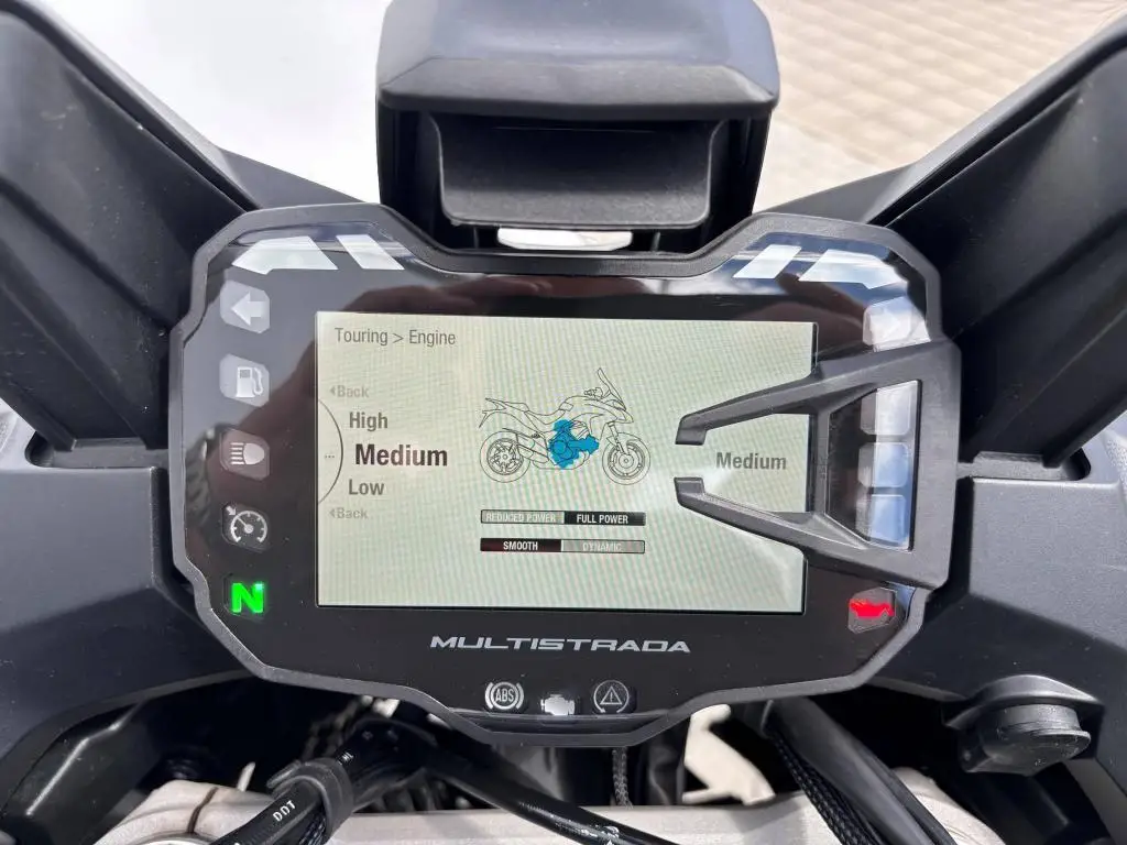 DUCATI Multistrada V2S  / 83kW