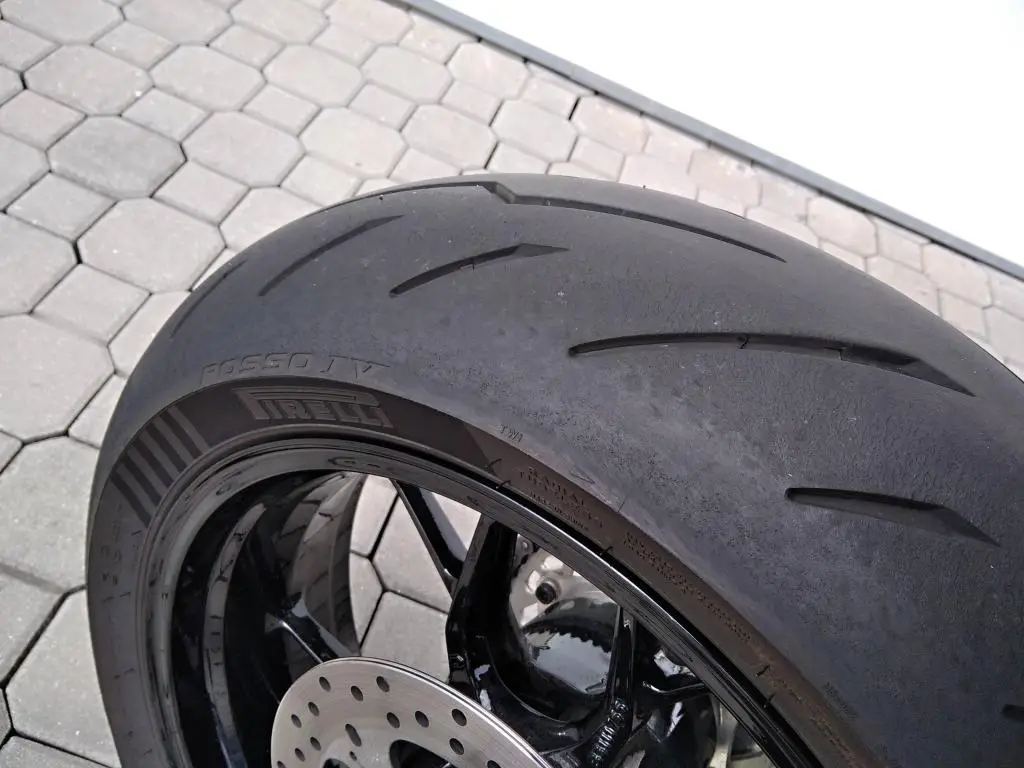 DUCATI Panigale V2 S EU5+  / 88kW