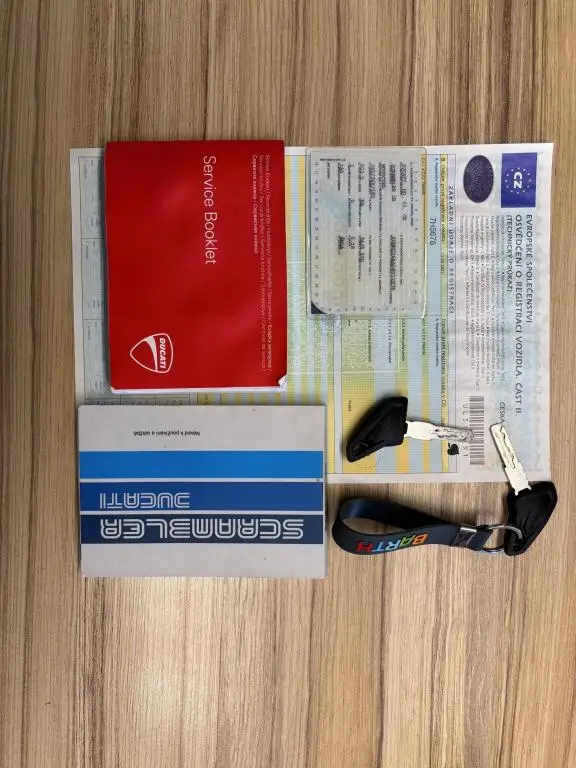 DUCATI Scrambler Cafe Racer  / 34kW