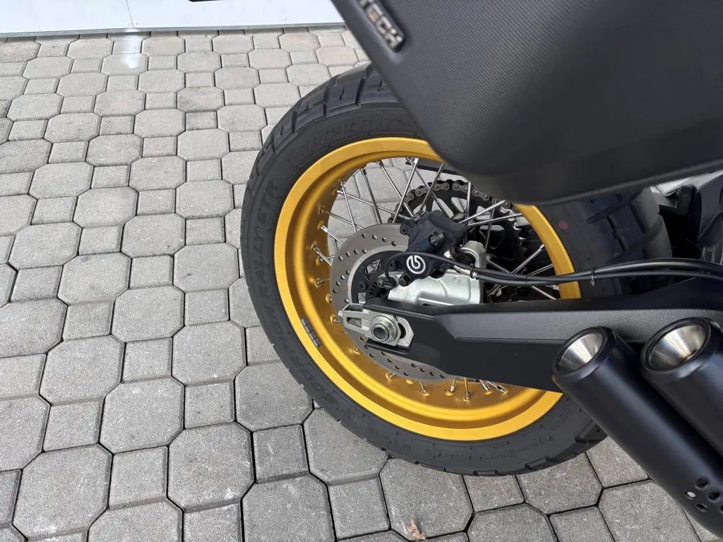 DUCATI Scrambler Desert Sled  / 54kW