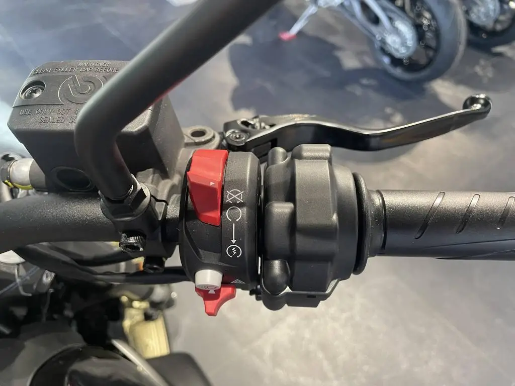 DUCATI Scrambler Full Throttle EU5+  / 54kW