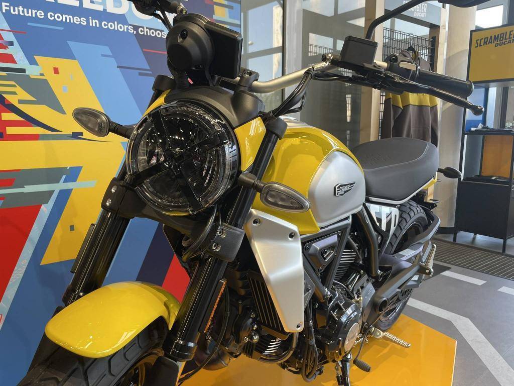 DUCATI Scrambler Icon EU5+  / 54kW