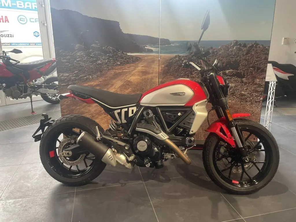 DUCATI Scrambler Icon EU5+  / 54kW