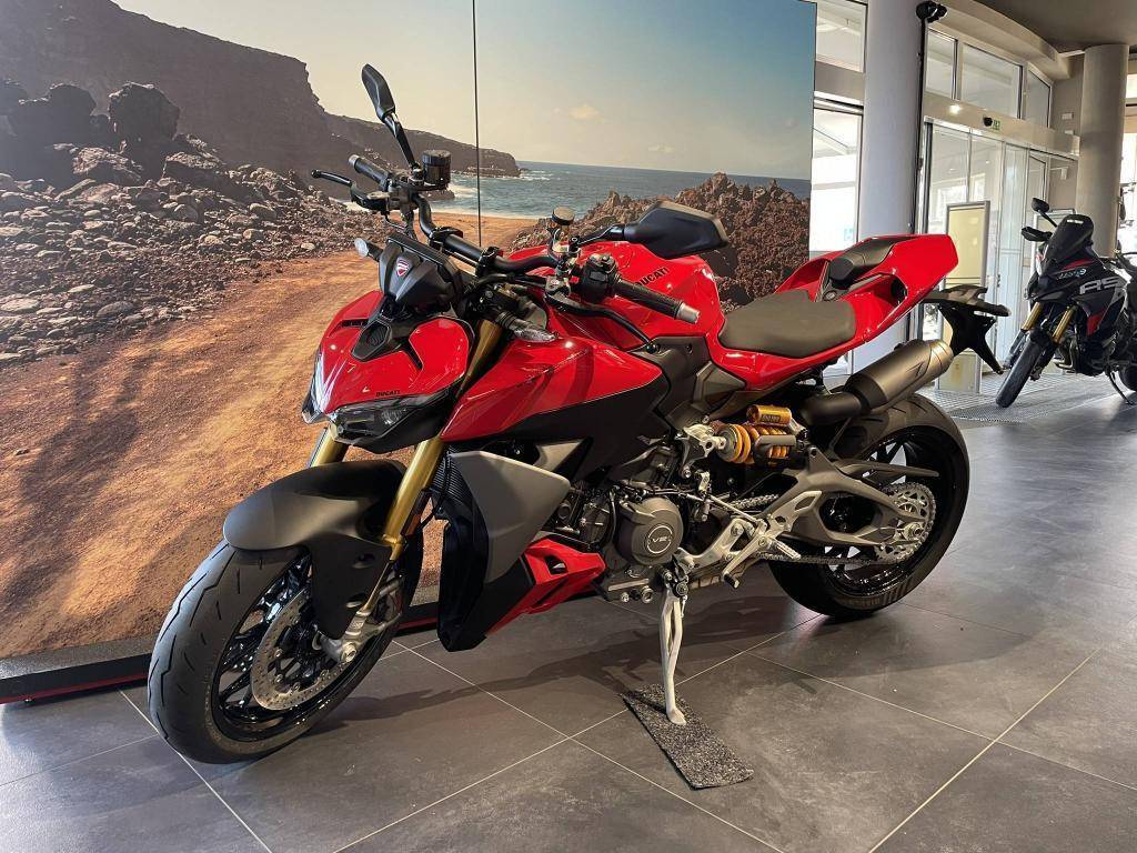 DUCATI Streetfighter V2 S EU5+  / 88kW