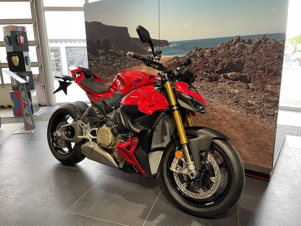 DUCATI Streetfighter V4 S EU5+  / 158kW