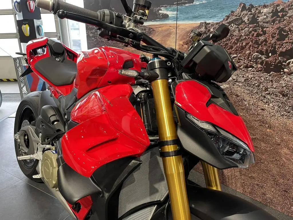 DUCATI Streetfighter V4 S EU5+  / 158kW