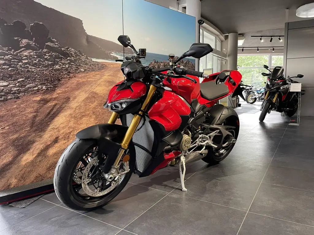 DUCATI Streetfighter V4 S EU5+  / 158kW