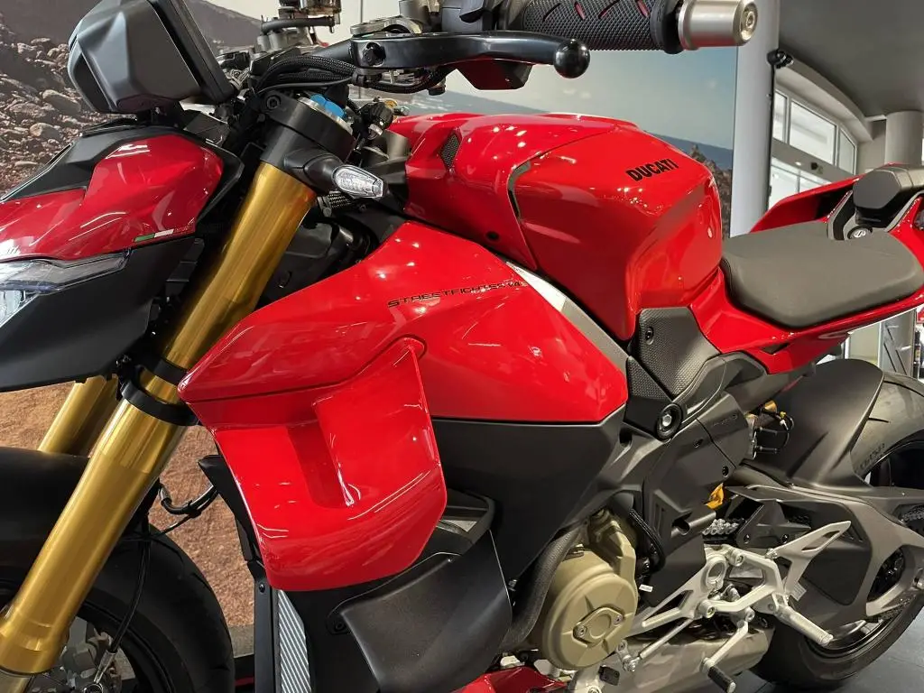DUCATI Streetfighter V4 S EU5+  / 158kW
