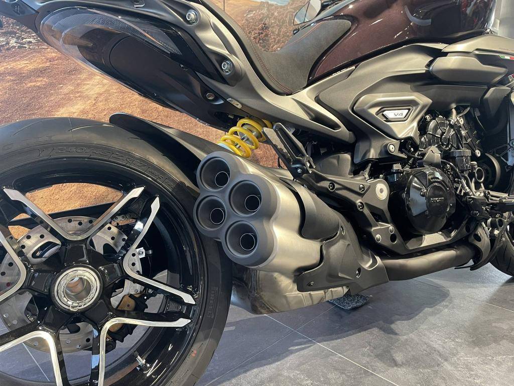 DUCATI XDiavel V4 EU5+  / 124kW