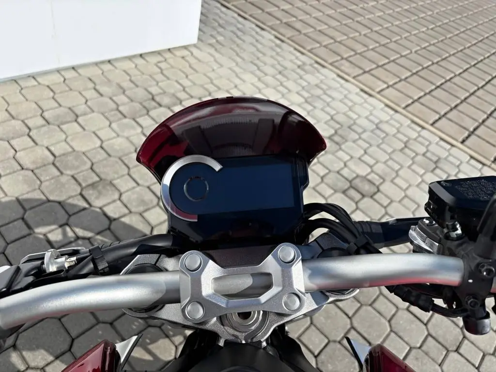 Honda MOTO CB1000RA  / 107kW