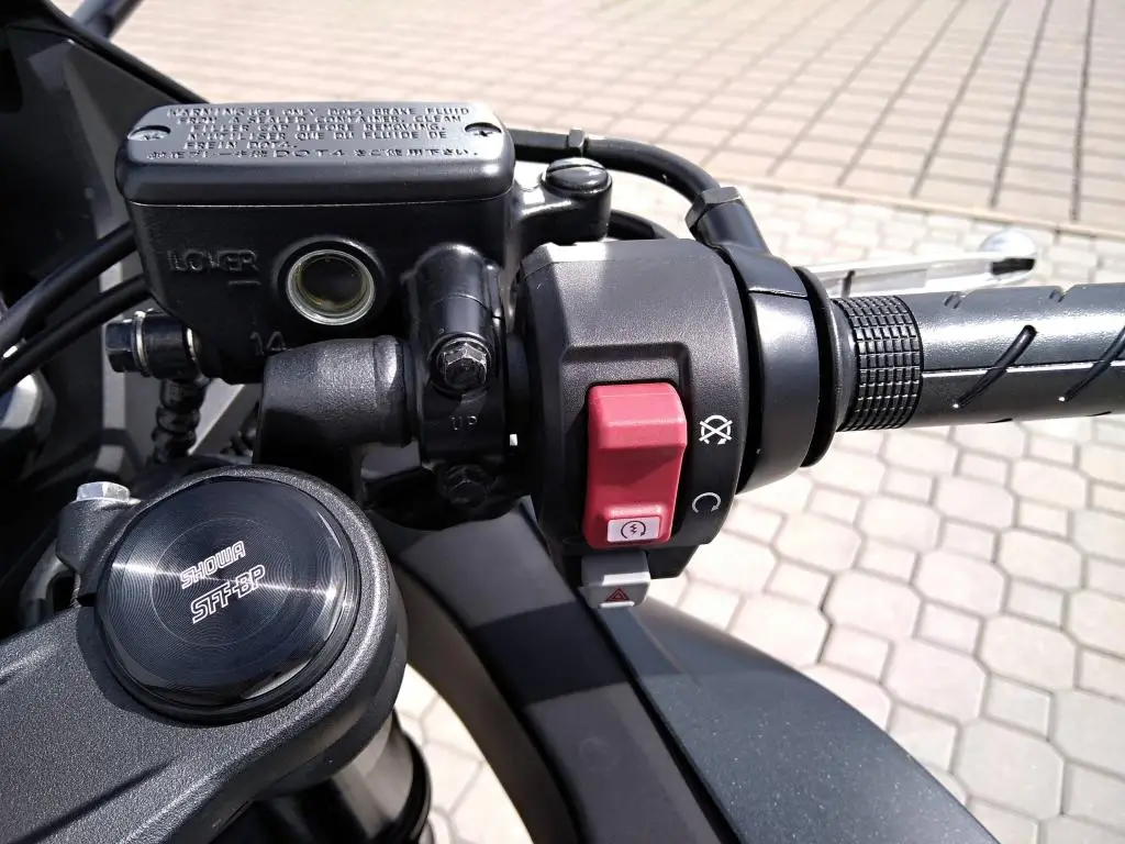 Honda MOTO CBR650R  / 70kW