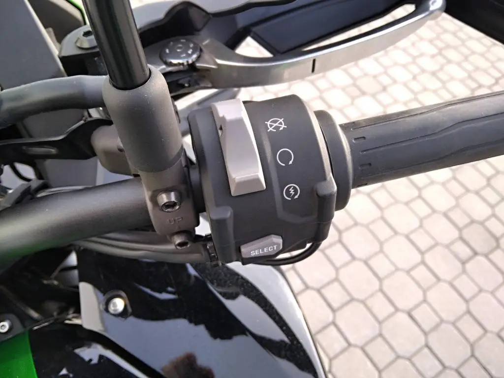 Kawasaki VERSYS 1000 S  / 88kW