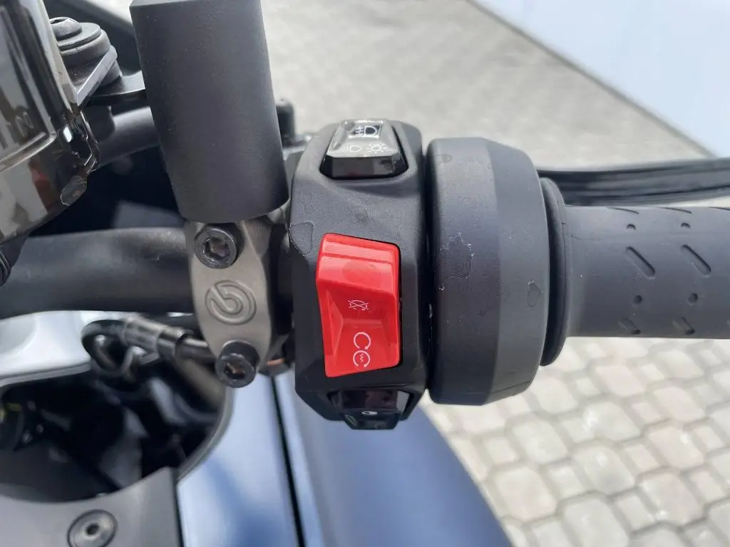 MOTO GUZZI V100 Mandello EU5+  / 85kW
