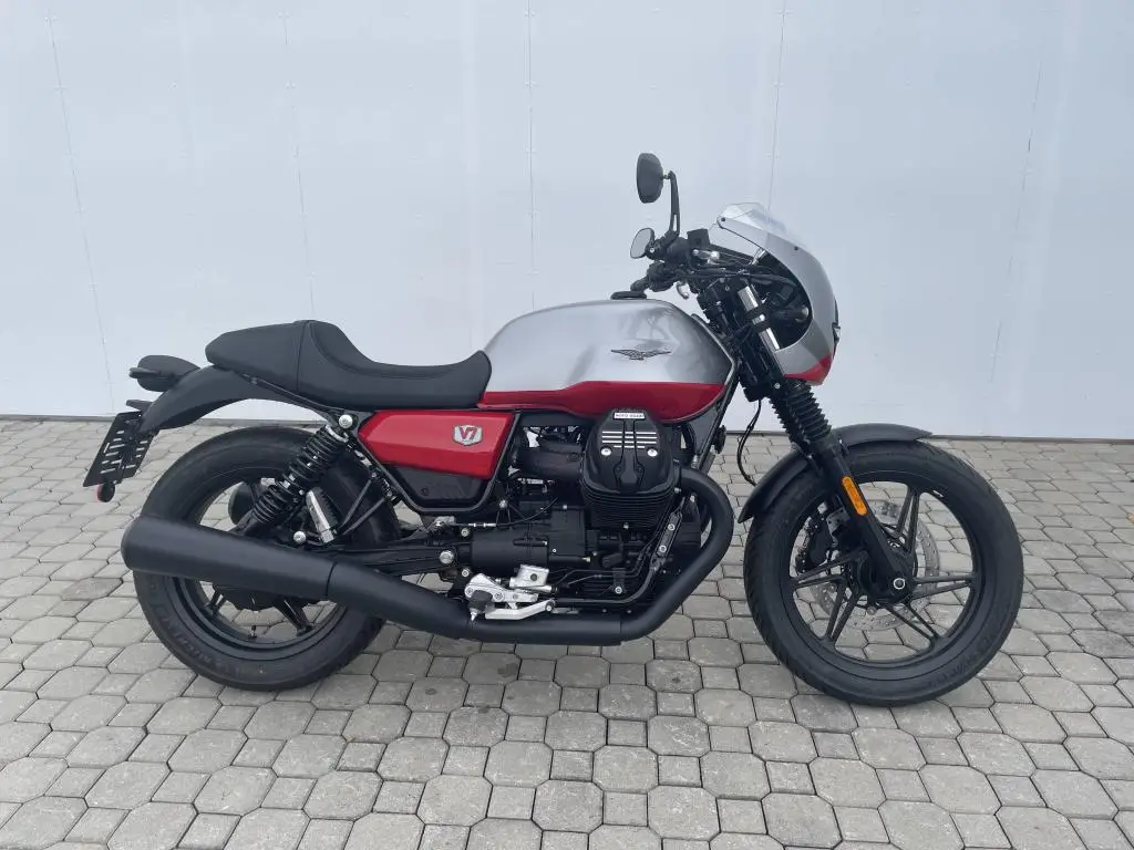 MOTO GUZZI V7 Stone Corsa EU5  / 48kW