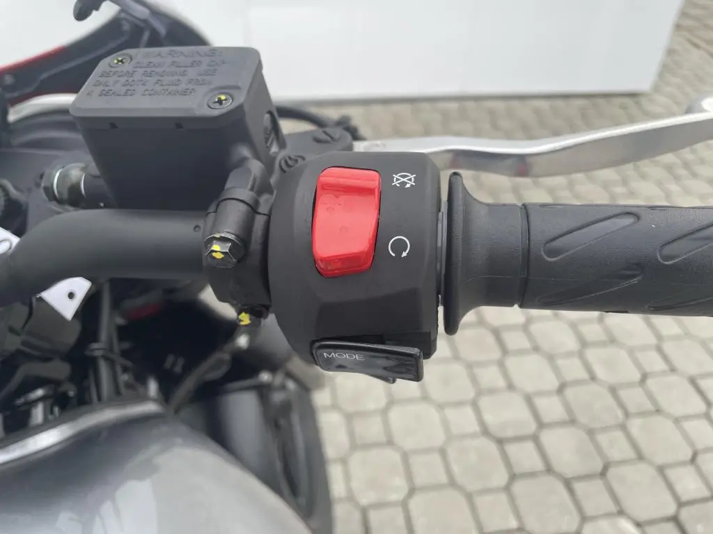 MOTO GUZZI V7 Stone Corsa EU5  / 48kW