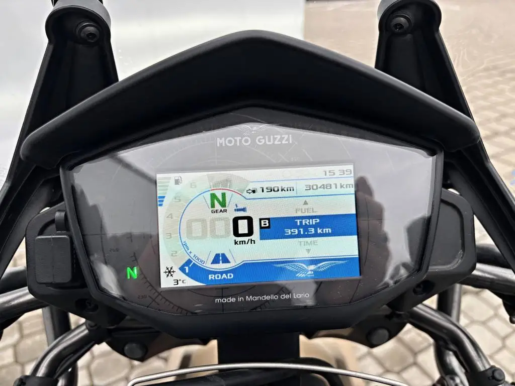 MOTO GUZZI V85 TT  / 59kW