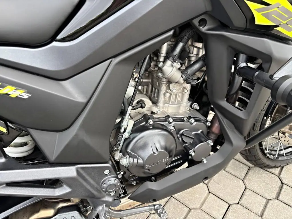 Ostatní Zontes 125 Hyper Trail   / 11kW