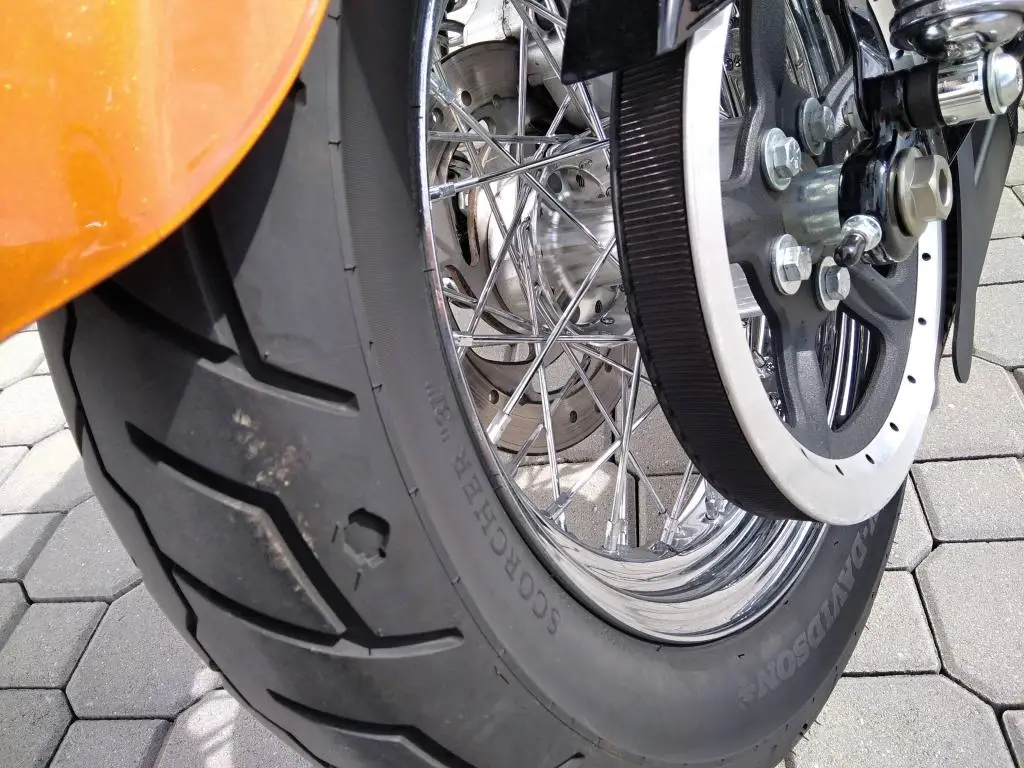 Ostatní Harley Davidson XL1200C Custom  / 50kW