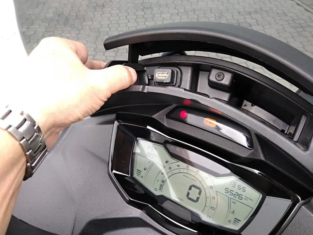 PIAGGIO MP3 310 Sport EU5+  / 20kW