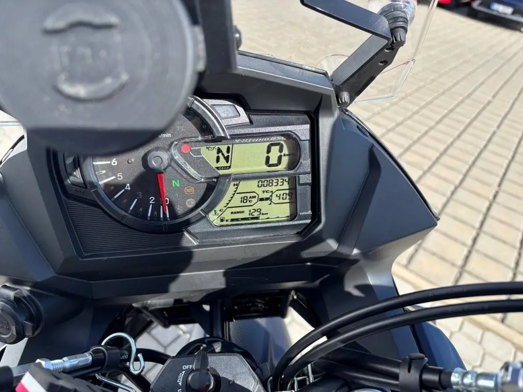 Suzuki DL 650 V-Strom  / 52kW