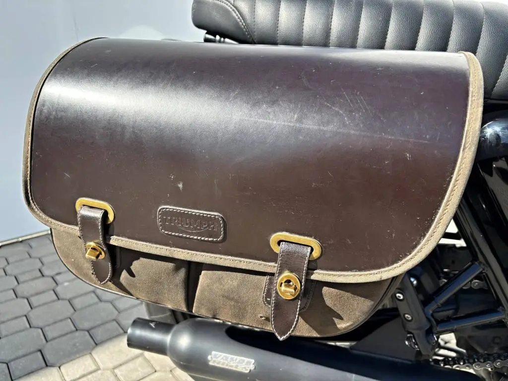 Triumph Bonneville T120  / 59kW