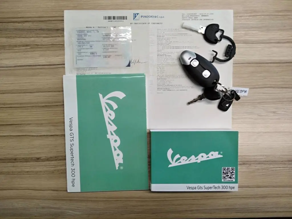 Vespa GTS 300 Super Tech  / 17kW