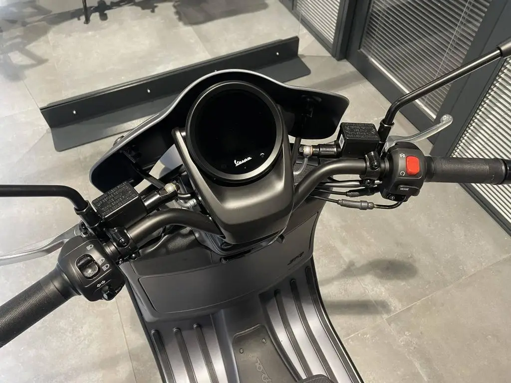 Vespa GTV 310 EU5+  / 25kW