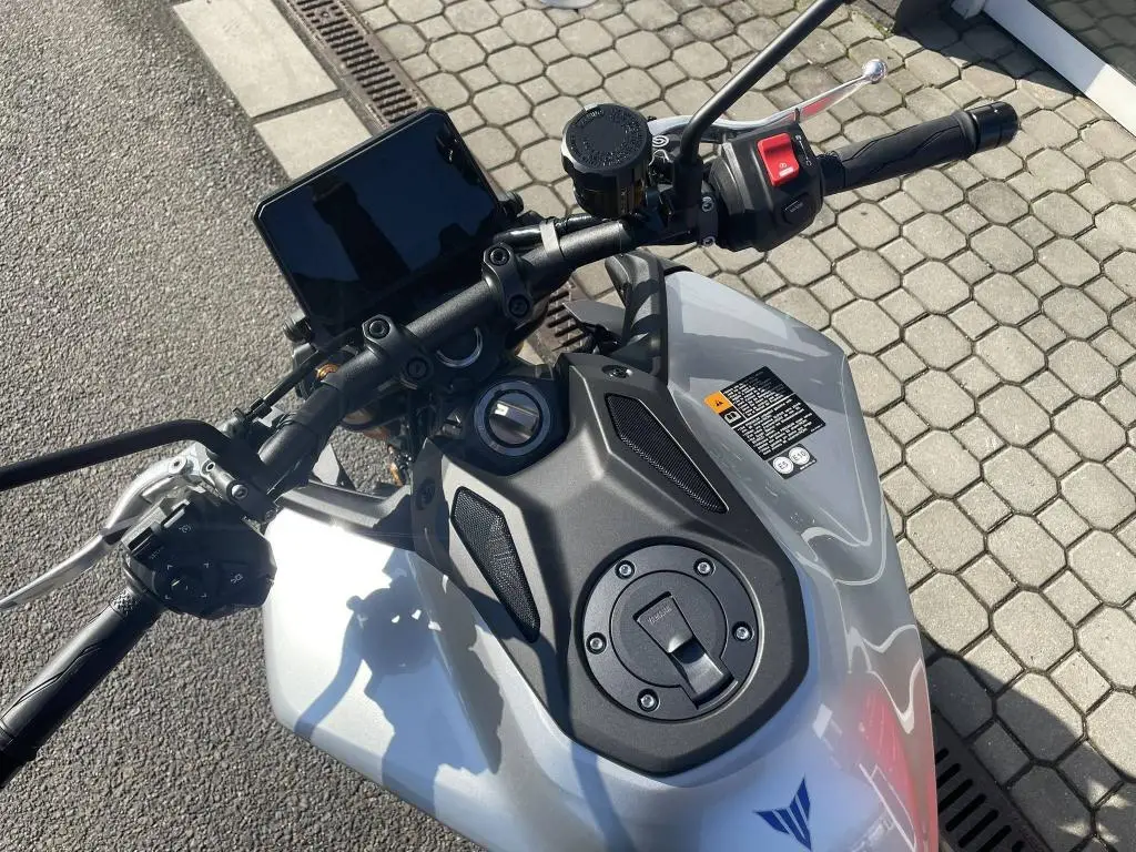 Yamaha MT-09 SP  / 87kW