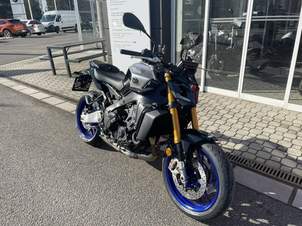 Yamaha MT-09 SP  / 87kW